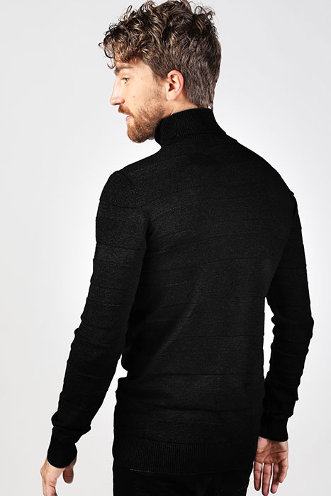 KNITWEAR BLACK 2