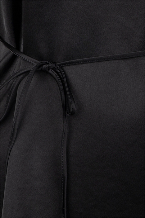 LUMILLA BLOUSE BLACK 3